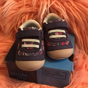 New- never worn- Stride Rite infant shoes 4.5 M
